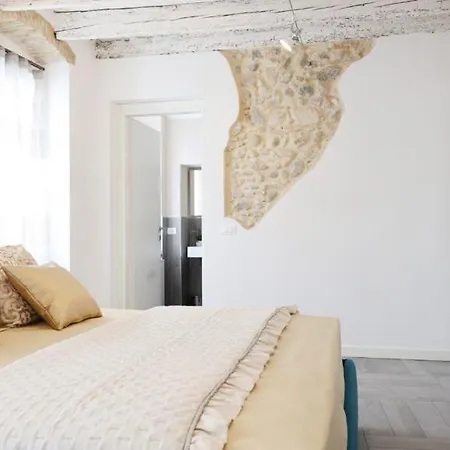 Dimora Di Charme Apartment